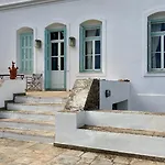 Captain's Mansion Exampela Villa *