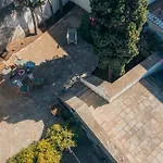 Captain's Mansion Exampela *