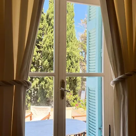 Captain's Mansion Exampela Вилла *