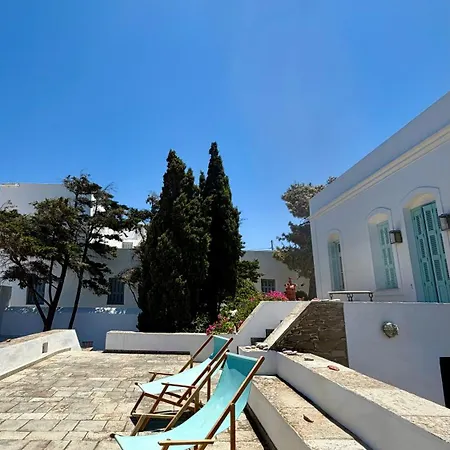 Captain's Mansion Exampela *